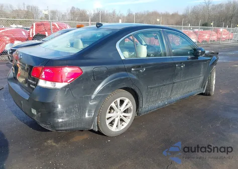 2013 Subaru Legacy 2.5I Limited z USA, uszkodzony, nr VIN 4S3BMBK69D3042035